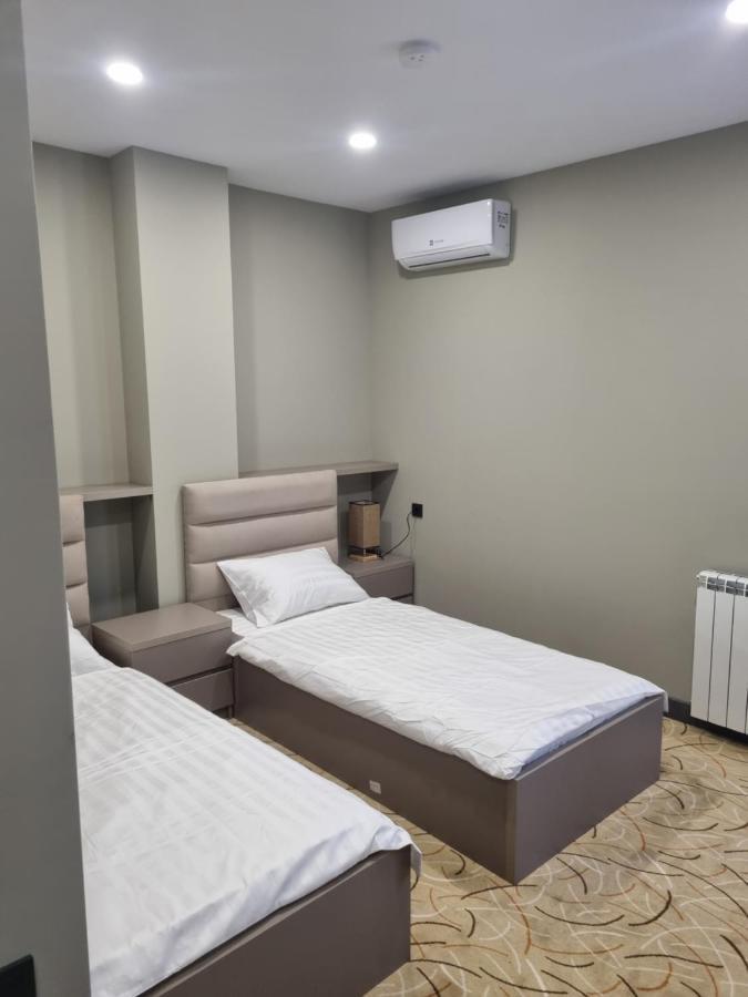 Caspian Vf Hotel バトゥーミ エクステリア 写真
