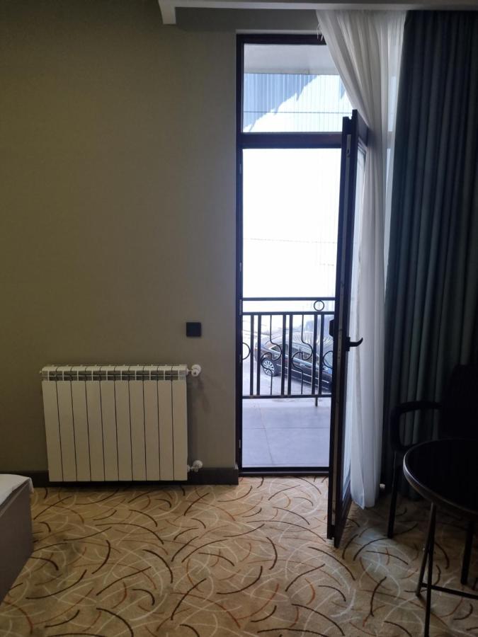 Caspian Vf Hotel バトゥーミ エクステリア 写真